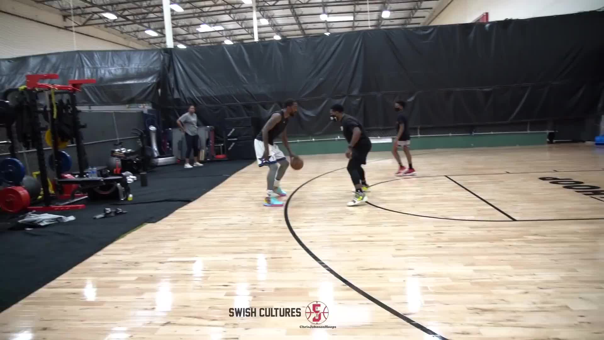 神经刀刀刀出鞘！JR史密斯的投篮训练视频