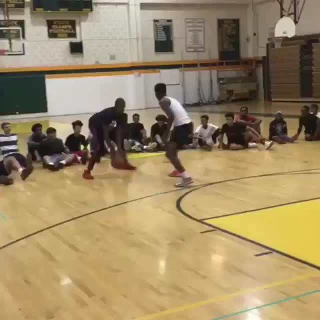 骚啊！控球大师Pat Da Roc戏耍球迷