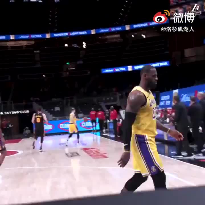 詹姆斯：你觉得累了是因为你的脑子告诉你累了 我永远不会觉得累