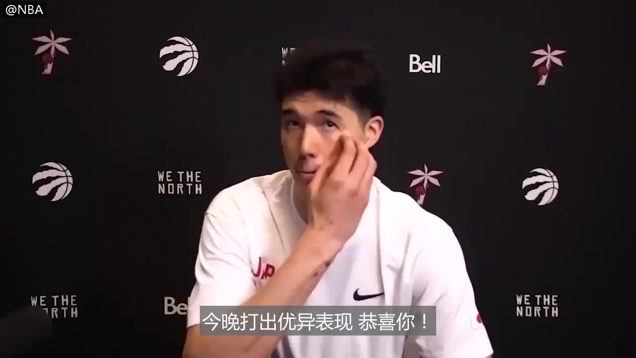 斩获生涯新高21分！渡边雄太赛后采访轻松开玩笑