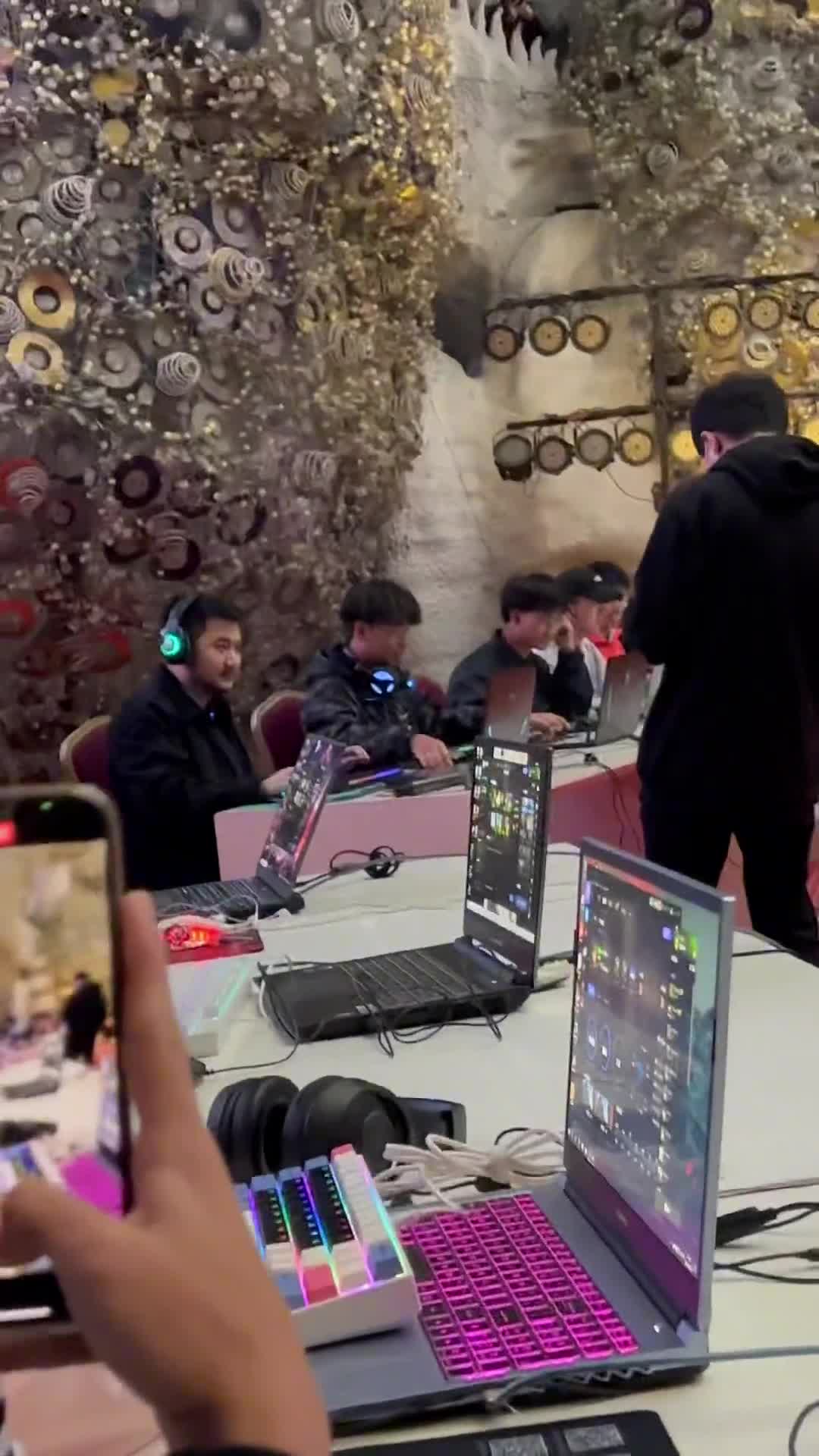 csgo茄子在现场老公骂我