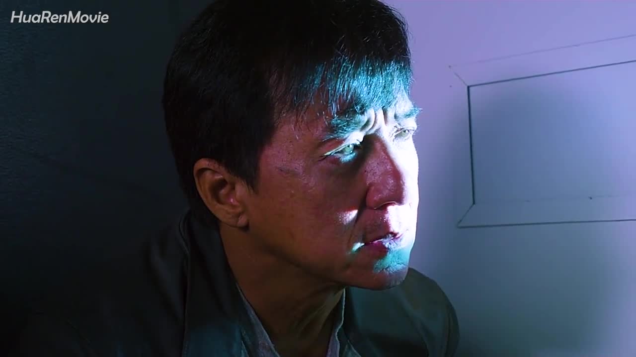 龙叔真的老了吗？成龙高难度影视场面回顾-直播吧zhibo8.cc