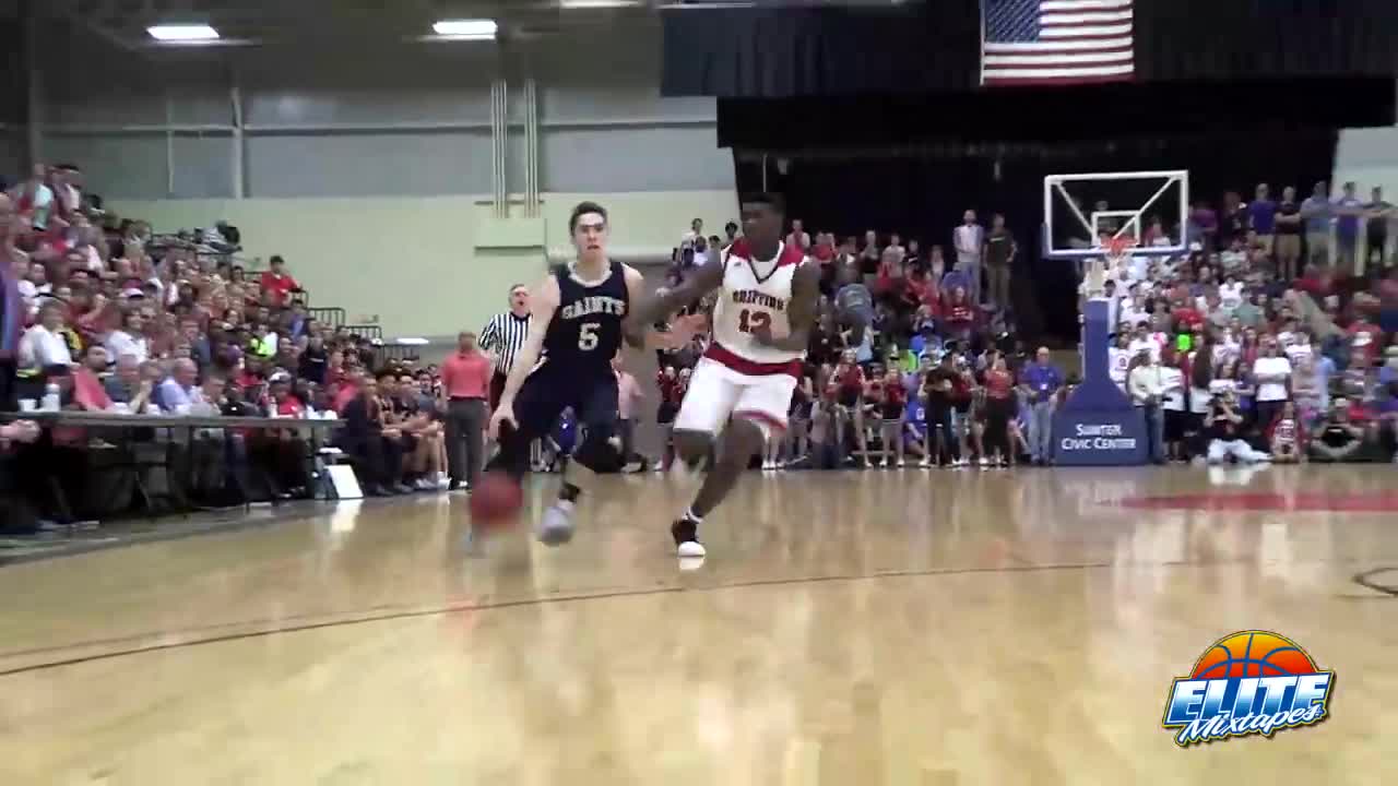 简直就像大人打小孩！锡安曾在一场高中比赛狂砍51分