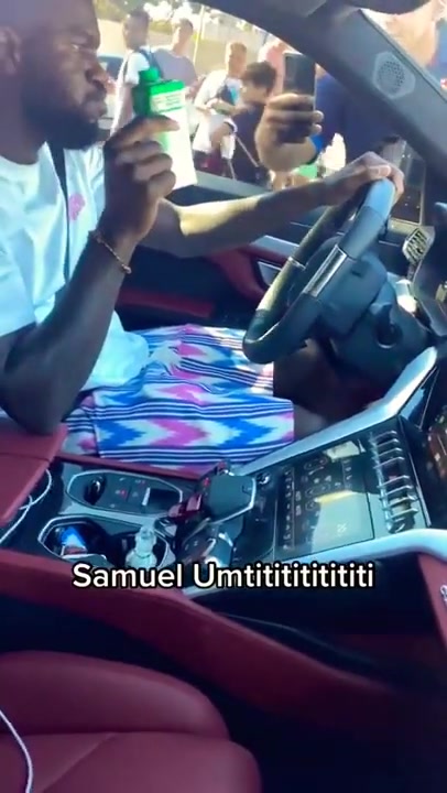 球迷疯狂嘀嘀嘀…，乌姆蒂蒂：佛了！