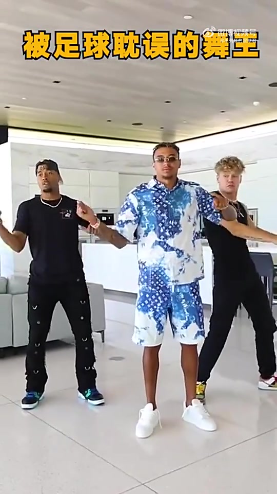 林皇这是转型舞王了吗？