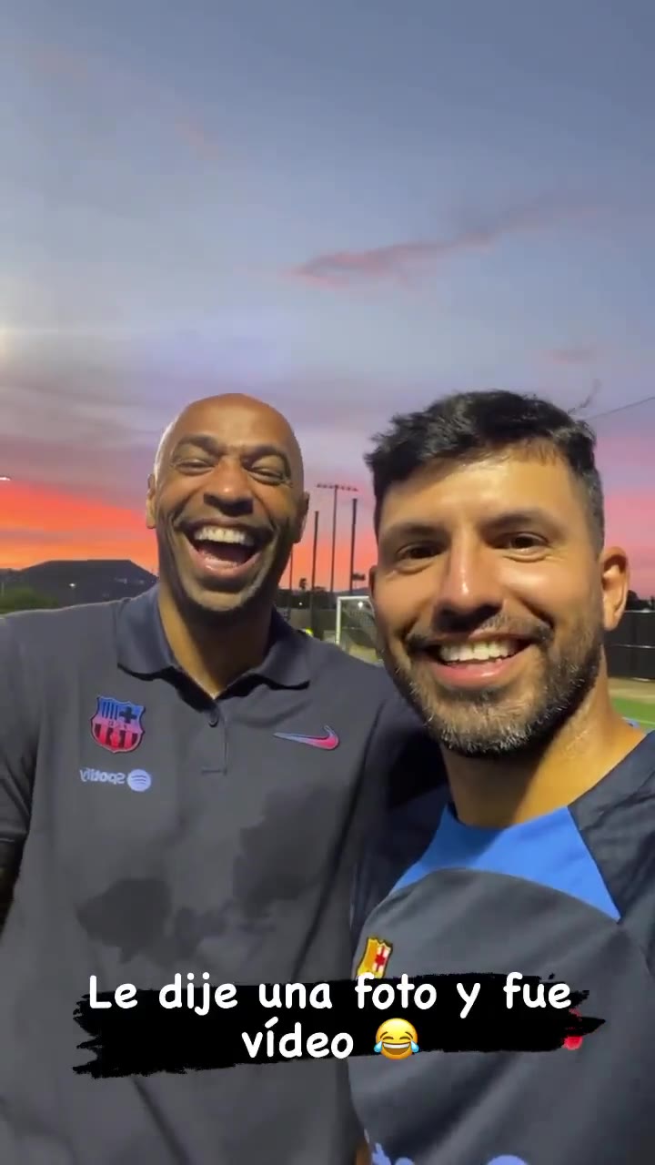 笑拉了！亨利&阿圭罗在巴萨训练场相遇