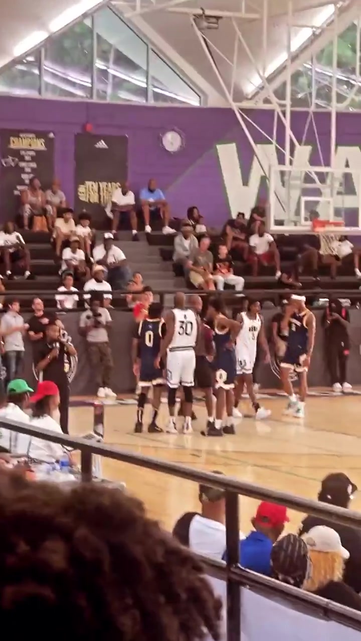 古德温情绪失控挥拳！骑士古德温和掘金海兰德业余比赛冲突