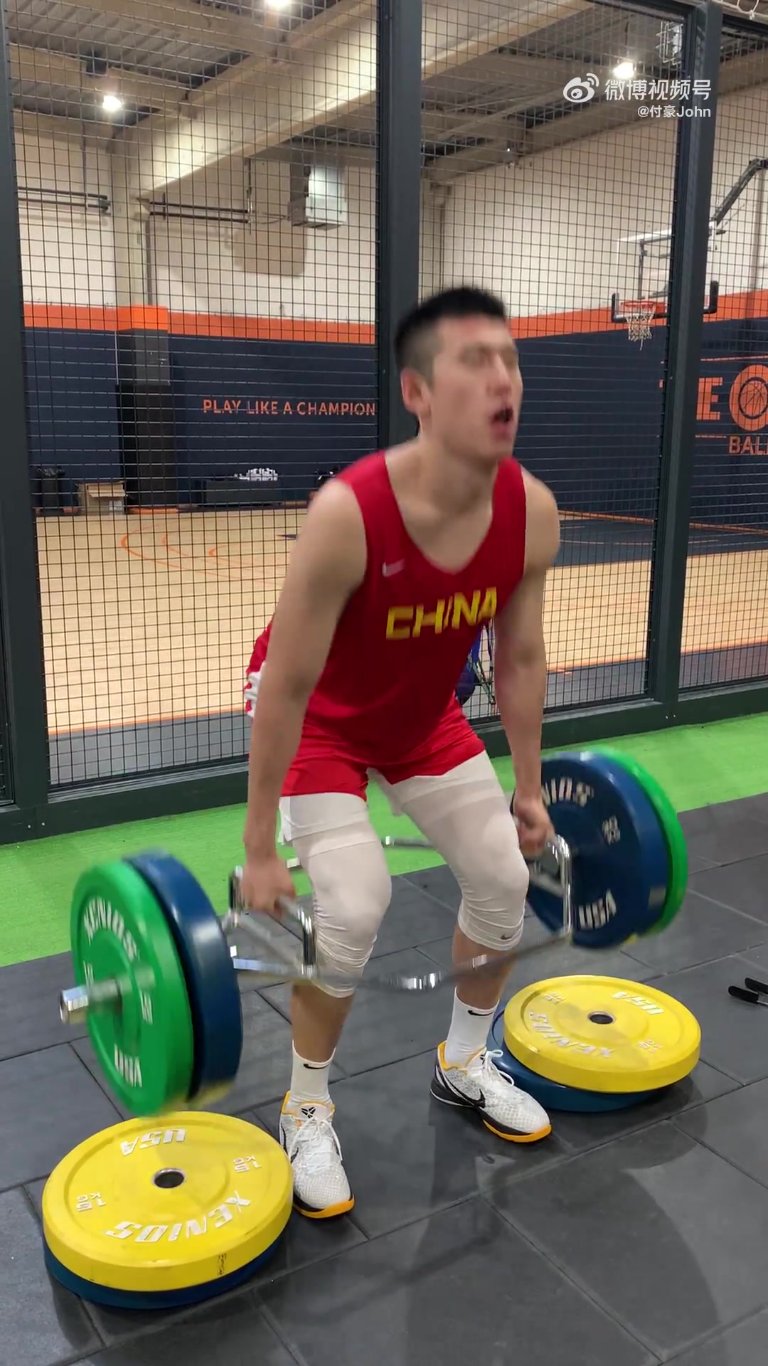 苦练！付豪晒训练视频：世预赛越来越近了！再加把劲