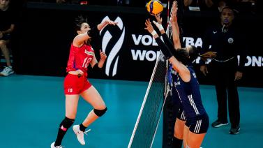 世锦赛：中国女排3-0完胜日本女排迎三连胜 30号战捷克女排