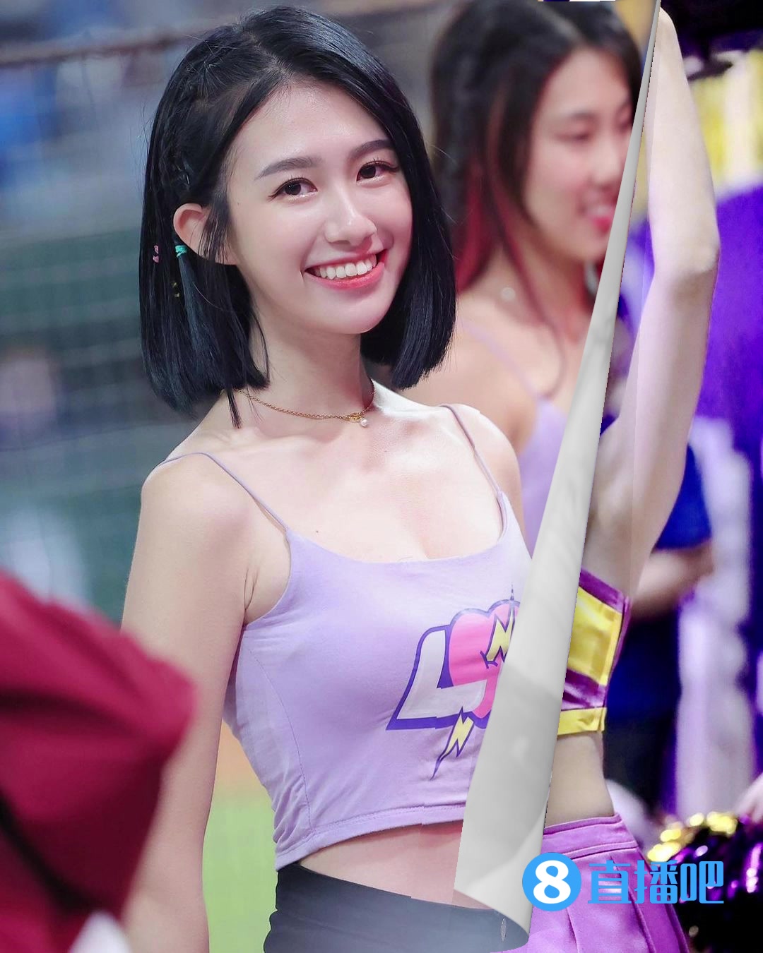 感谢霍华德，带我认识这么多啦啦队美女！