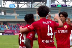 足协杯-卡隆、武磊传射建功王燊超、吕文君破门 海港4-0成都
