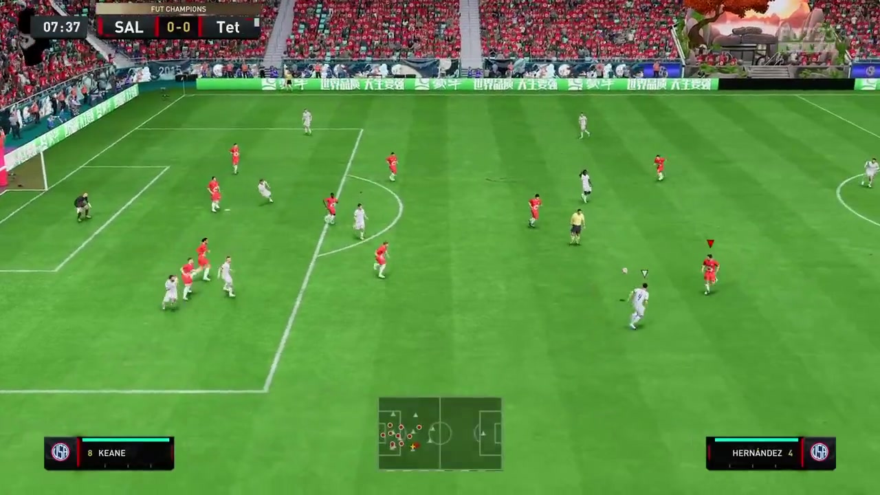 天空才是极限？这场足球赛是在月球踢的吧