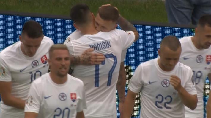 欧预赛-库茨卡破门苏洛夫制胜 斯洛伐克2-1冰岛