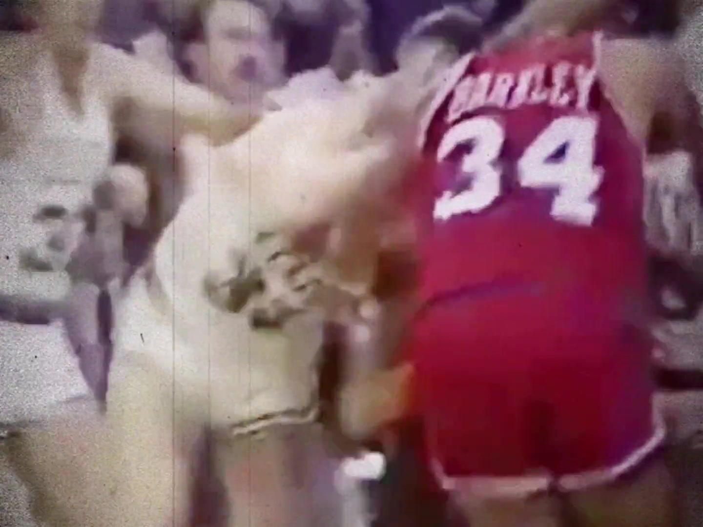 这人一看就很有礼貌91巴克利锁喉伯德 让前辈j博士暴击狂揍