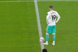 足总杯-利物浦3-0圣徒将战曼联 18岁丹斯双响18岁库马斯首秀破门
