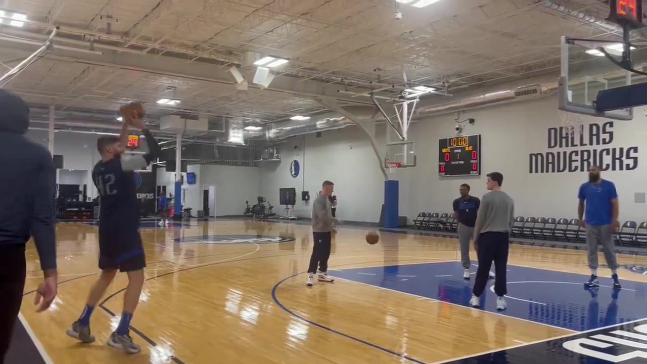 要复出？克莱伯进行投篮训练！