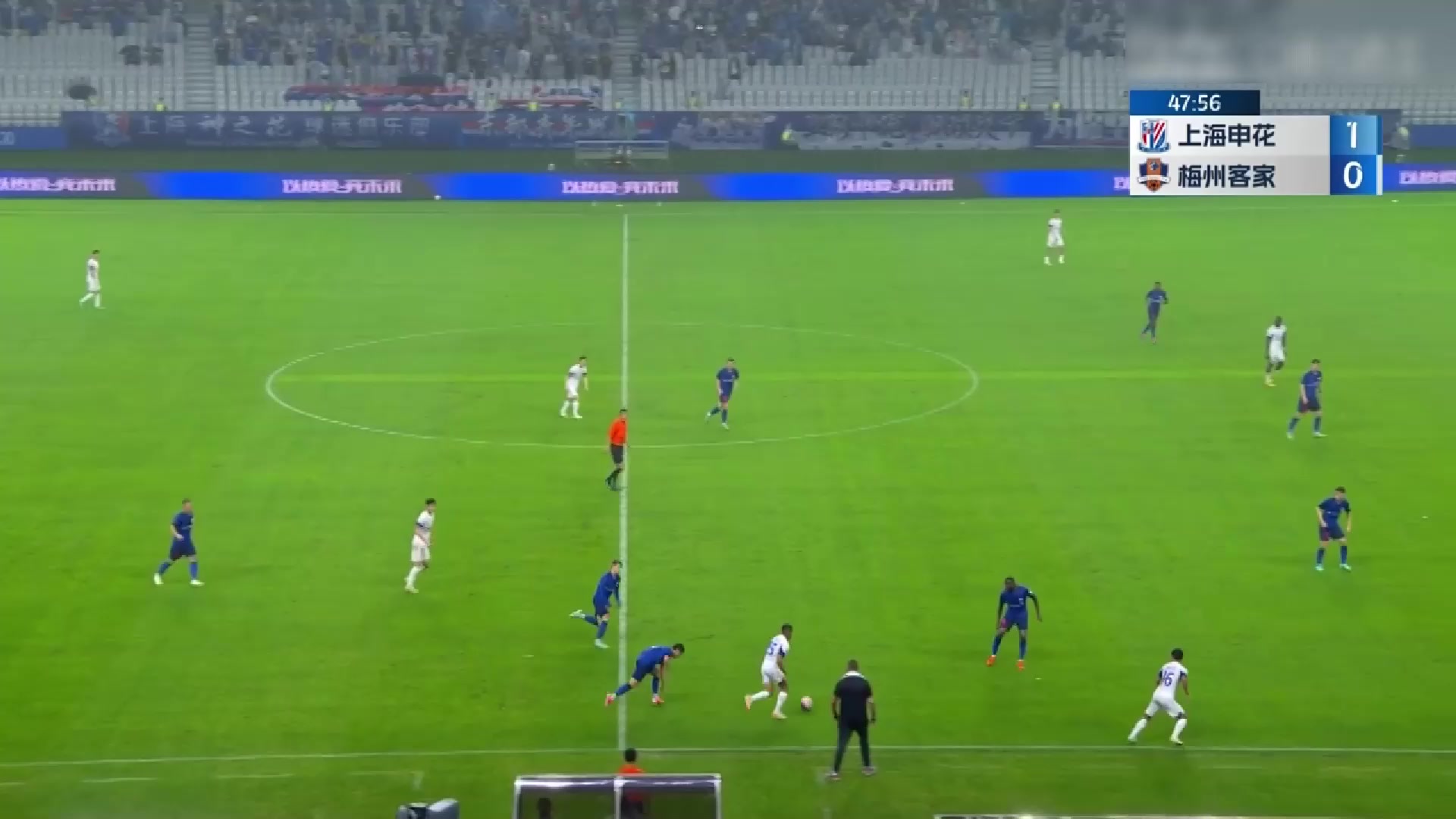 梅开二度！马莱莱接长传单刀打小门入网！