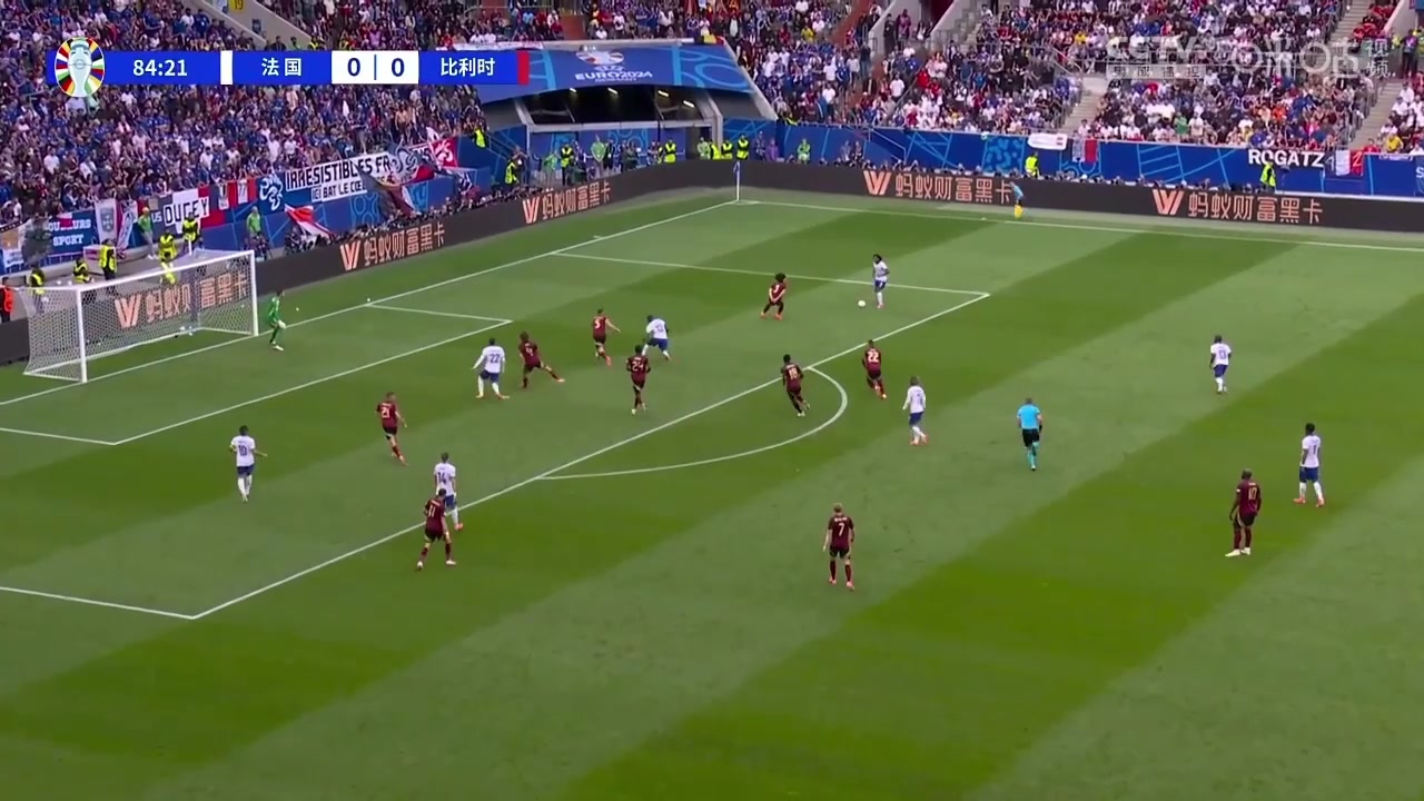 乌龙球绝杀！穆阿尼造维尔通亨乌龙球！法国队运动战0进球晋级八强！