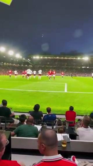 身临其境！你想体验这样的全景场边看球吗？