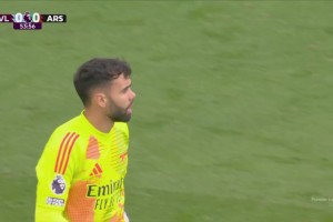 英超-阿森纳2-0维拉两连胜 特罗萨德替补建功托马斯破门拉亚神扑