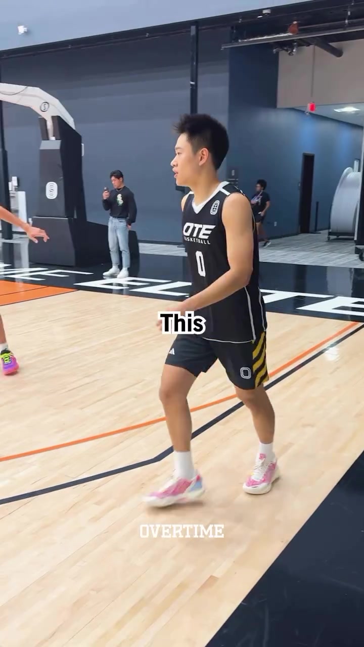 开启新征程~OTE选秀第三顺位！OTE晒赵维伦集锦！