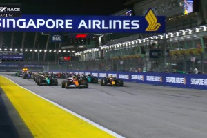 F1新加坡站：诺里斯无悬念夺冠，维斯塔潘亚军，周冠宇第15