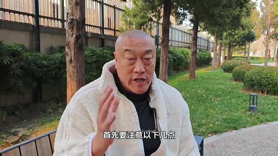 【集锦】湖人怎么赢掘金？马健：联防和夹击约基奇，罚球一定要改