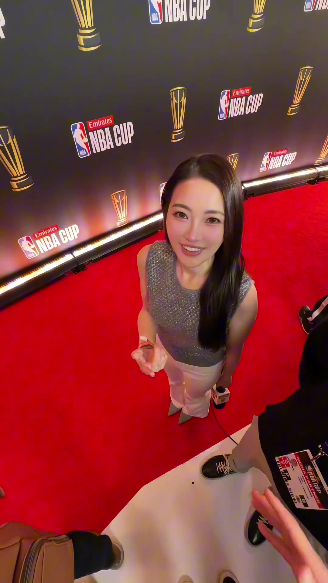 [你怎么看？]美女主播孟超：nba球员看我们的视角都是如此抽