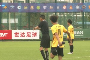 中冠-泉州青工2-1武汉巨星闪耀 王小乐梅开二度