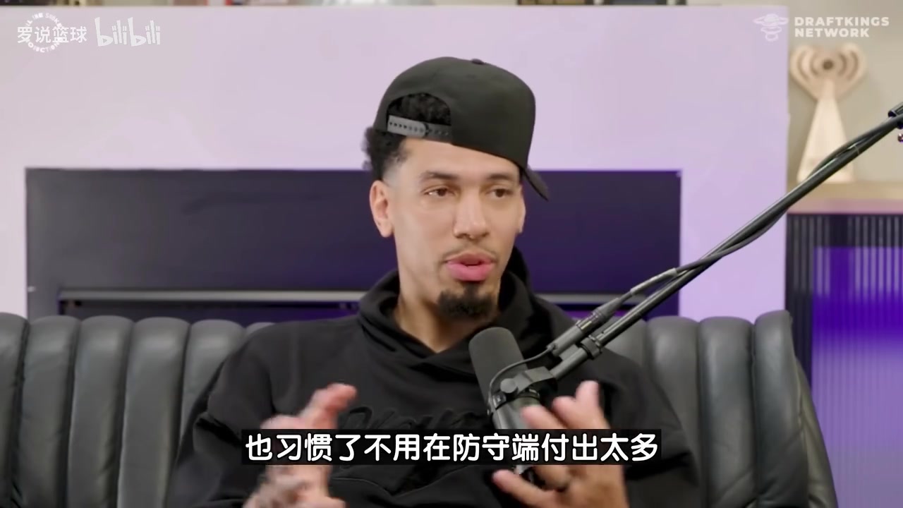 [推荐视频]铁林：詹姆斯东契奇无法夺冠！防守端缺漏太多&习惯