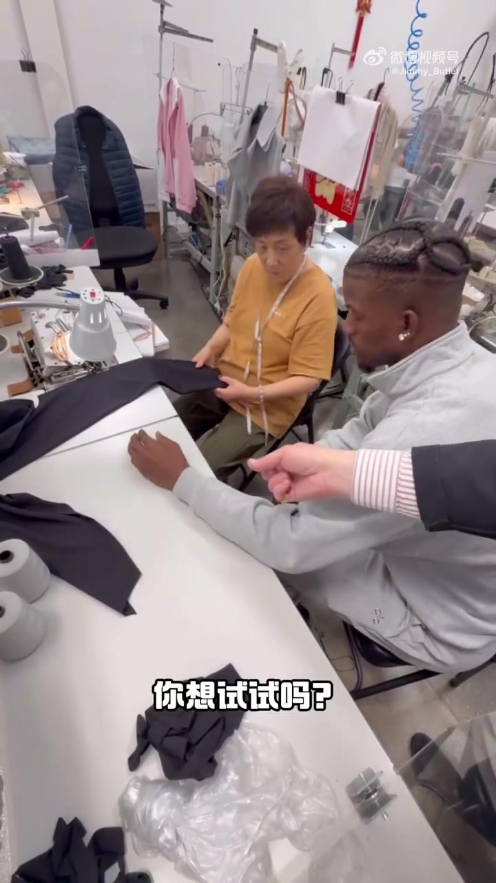 [球迷看点]给巴特勒一个休赛期最活跃奖没问题吧？巴特勒化身“