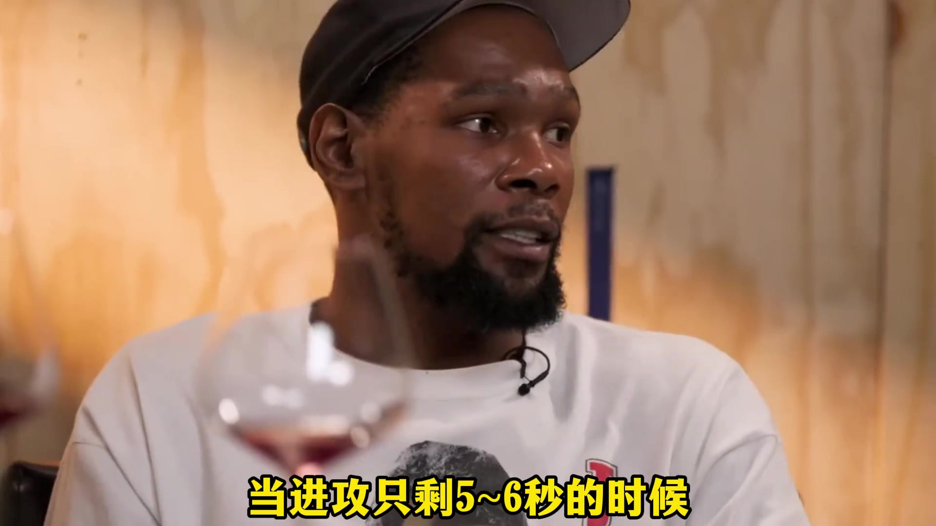 [推荐视频]杜兰特说的这些话，让詹姆斯起了一身鸡皮疙瘩...