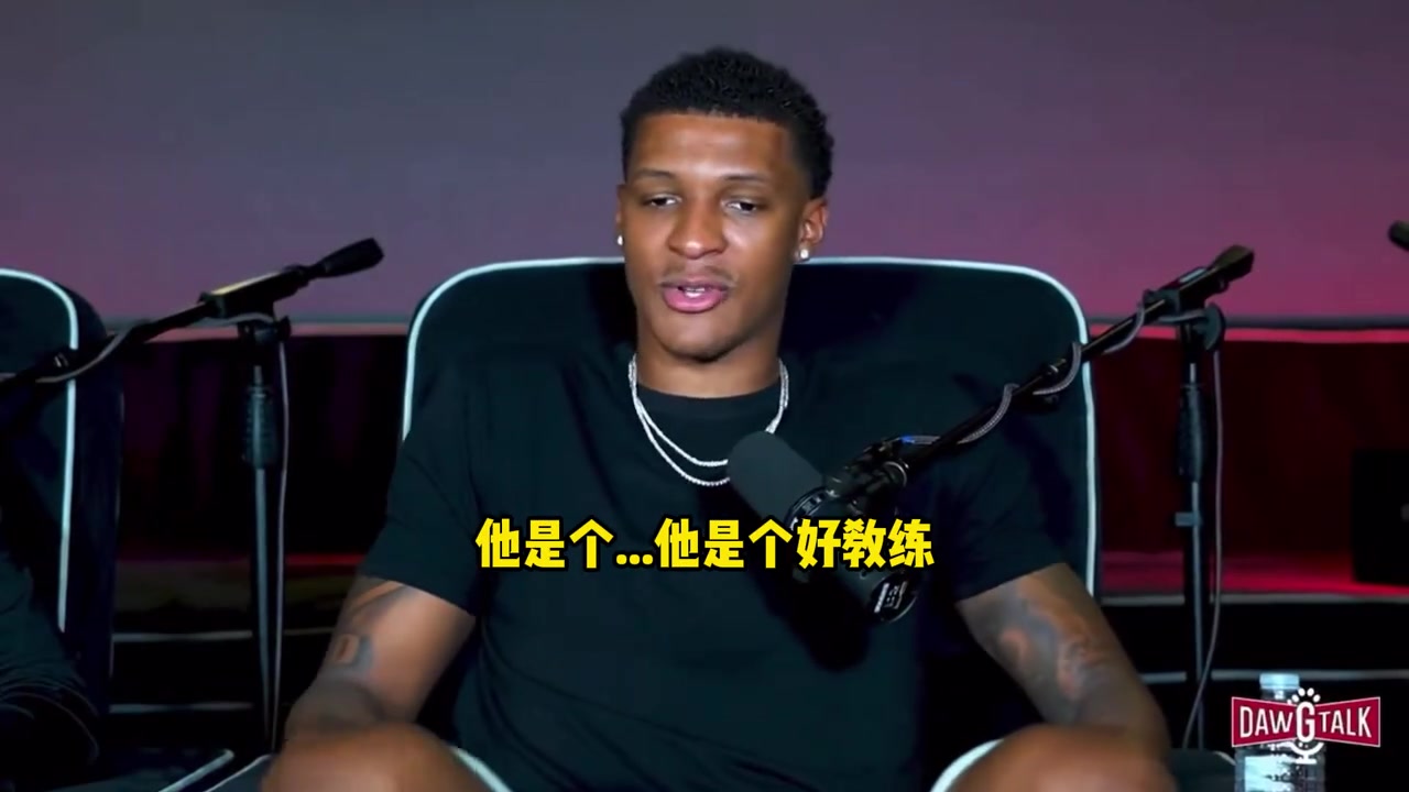 小贾巴里：塞拉斯很友善！是好教练！但当时的局面没人能控制住…
