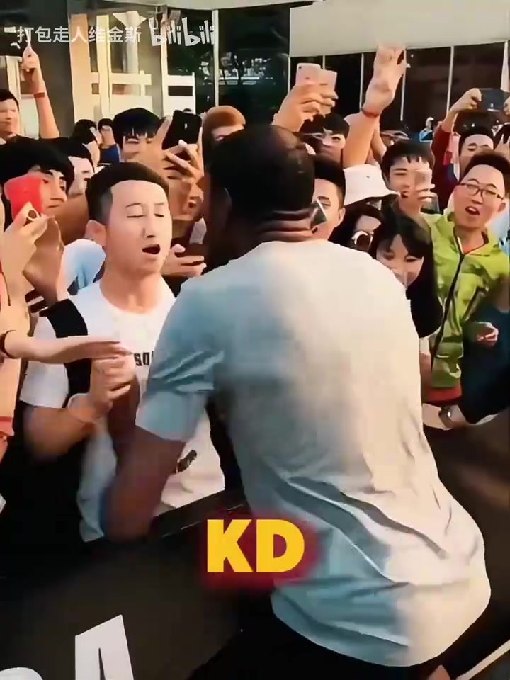 【字母哥】人气独一档的存在！NBA球星中国行合集！压轴出场的
