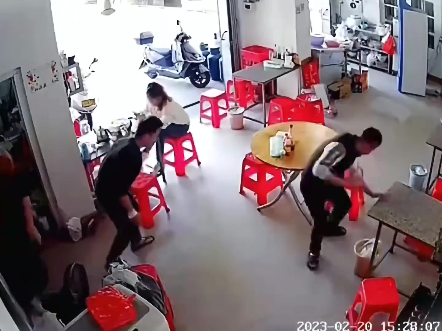 啊这....被餐饮行业耽误的国足队员啊！