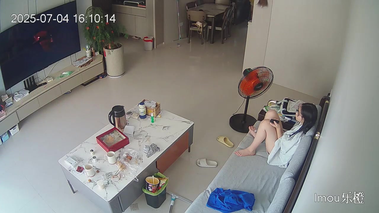 女生用什么擦的地啊，这么丝滑！！