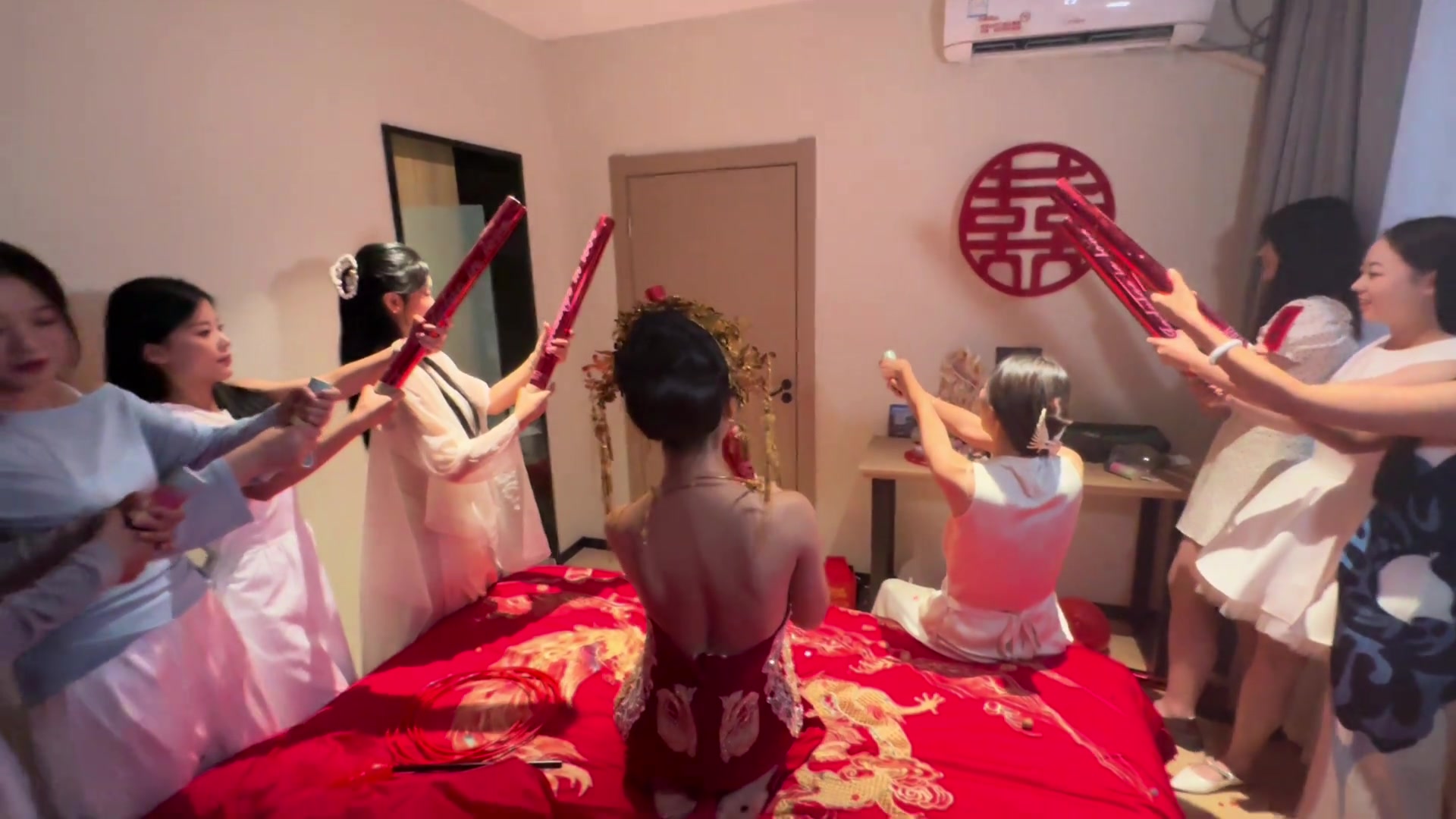有个女生最后都没拧出来