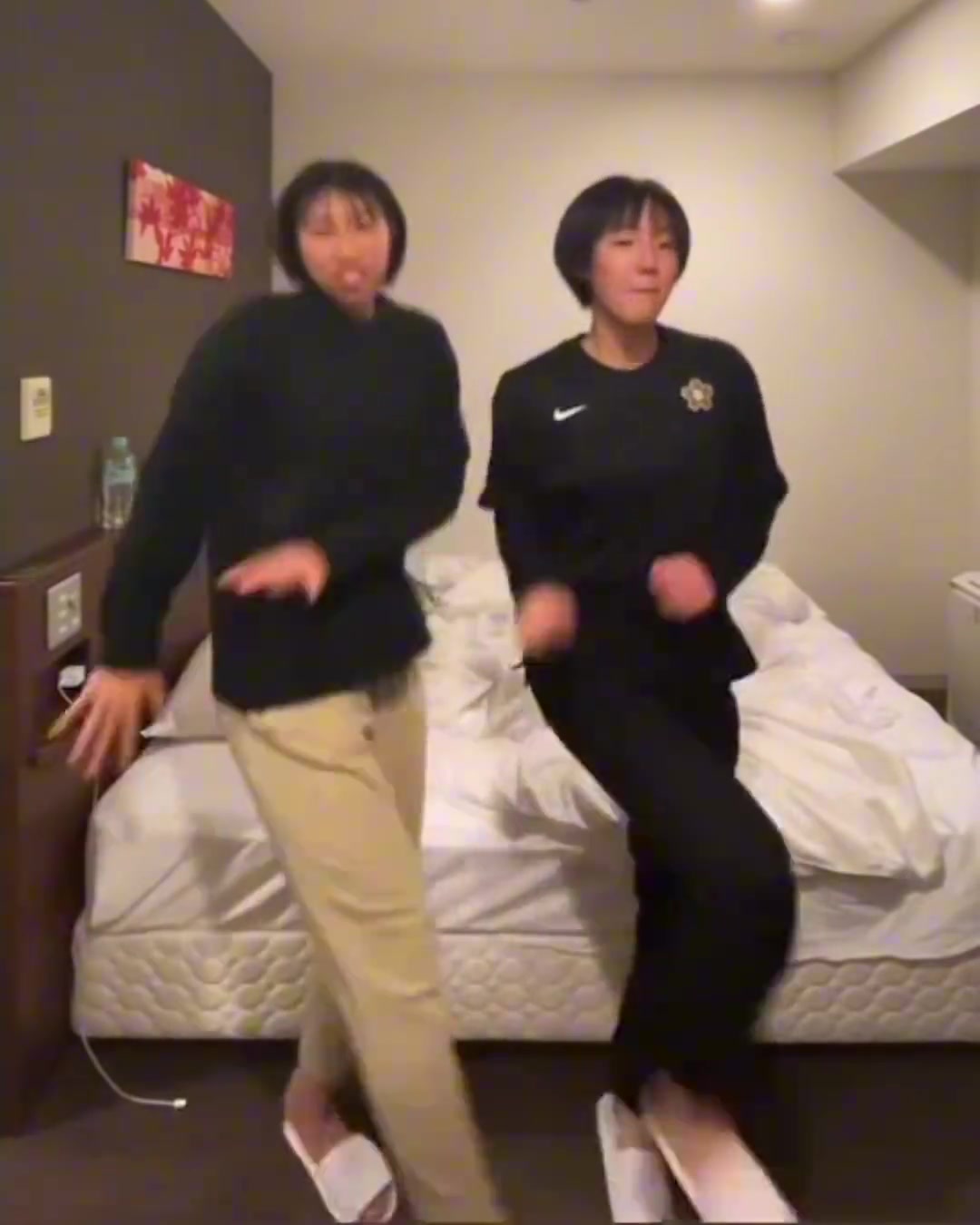 不一样的小孩姐田中心，节奏舞主C、球打的好还是个高校数学学霸