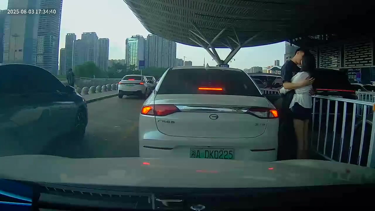 分别容易，相见难，这一别何时再相见