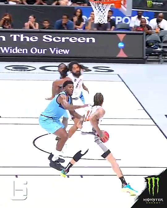 曾经也是NBA榜眼!比斯利在BIG3联赛对位乔约翰逊爆砍31分10板