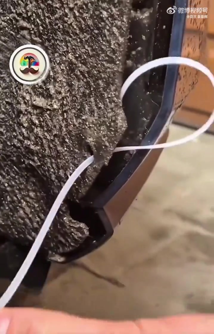 修车小技巧，有吧友知道这是在干嘛吗