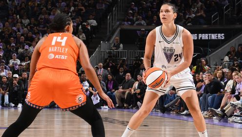 08月12日WNBA常规赛 康涅狄格太阳57-74金州女武神 全场集锦