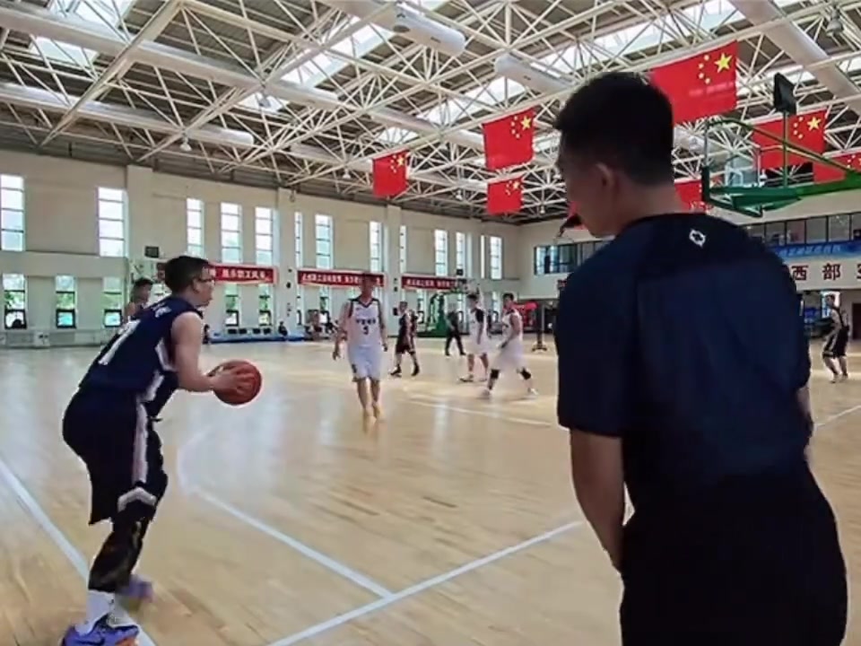 杜兰特要有你这两下子，可能在篮网也夺冠了~