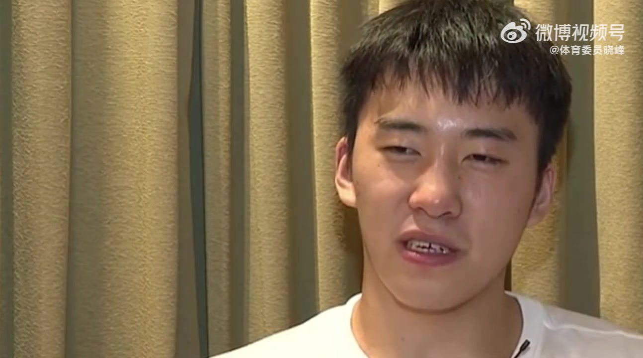 [你怎么看？]王俊杰：明年试一下冲击选秀 不行就海外再呆一两