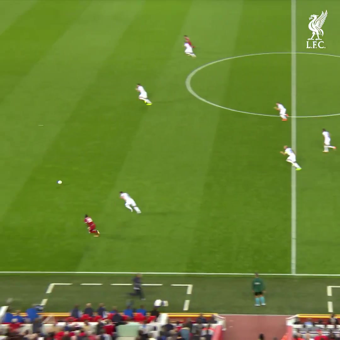 [体育视频]利物浦这球，让渣叔激动高喊：This is football