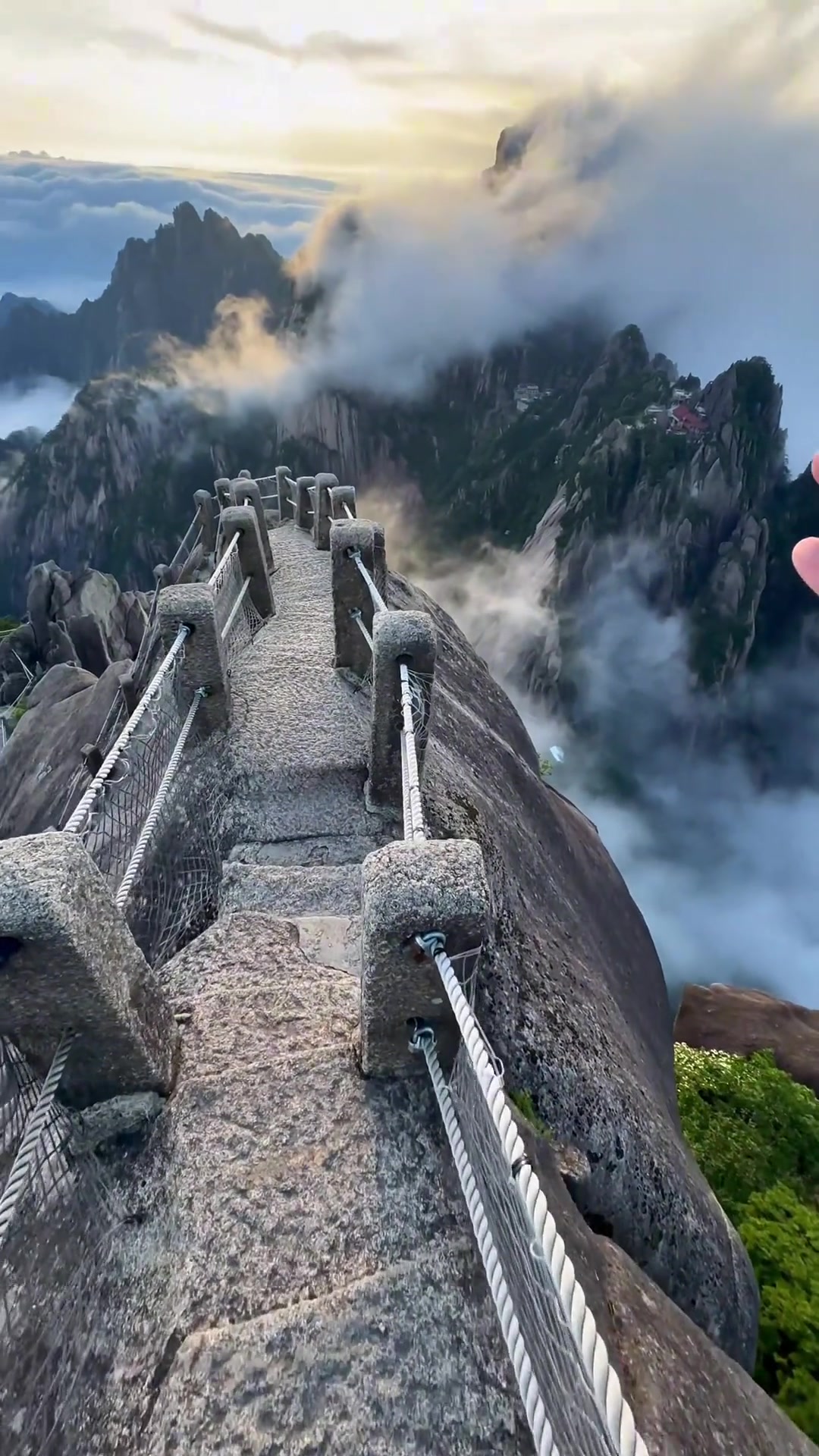 黄山太美了绝了我滴妈！！！恐高不知道能不能爬的了
