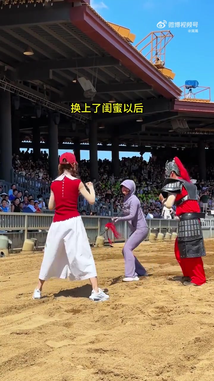 有这样的闺蜜，人哪会抑郁啊