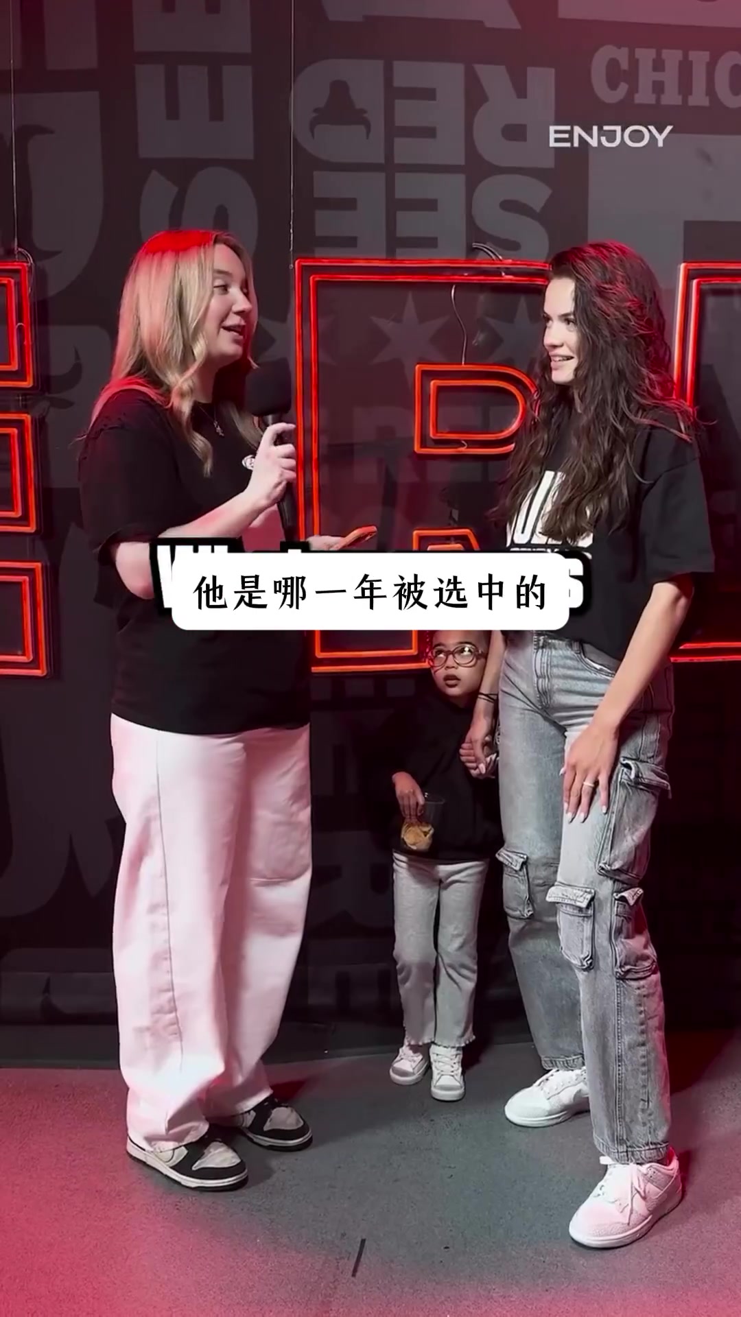 [篮球]你问我答：猜猜她是哪个NBA球员的妻子？