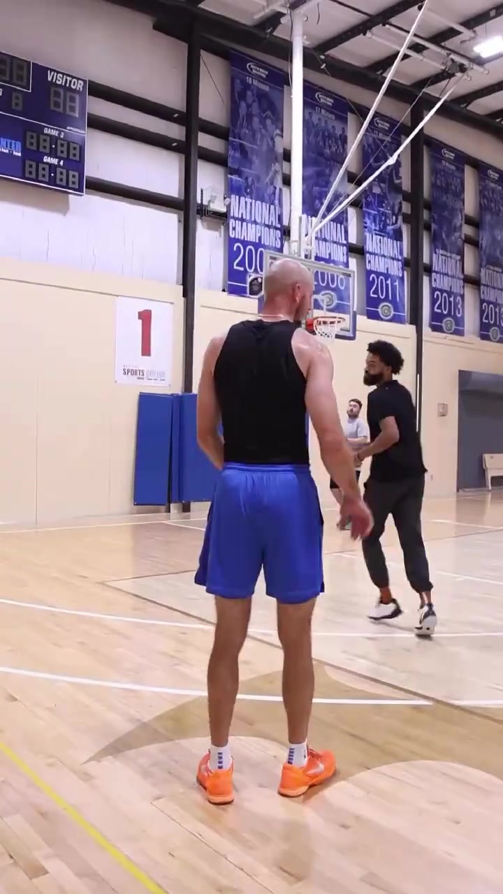 [NBA]冠军拼图！卡鲁索休赛期苦练三分！