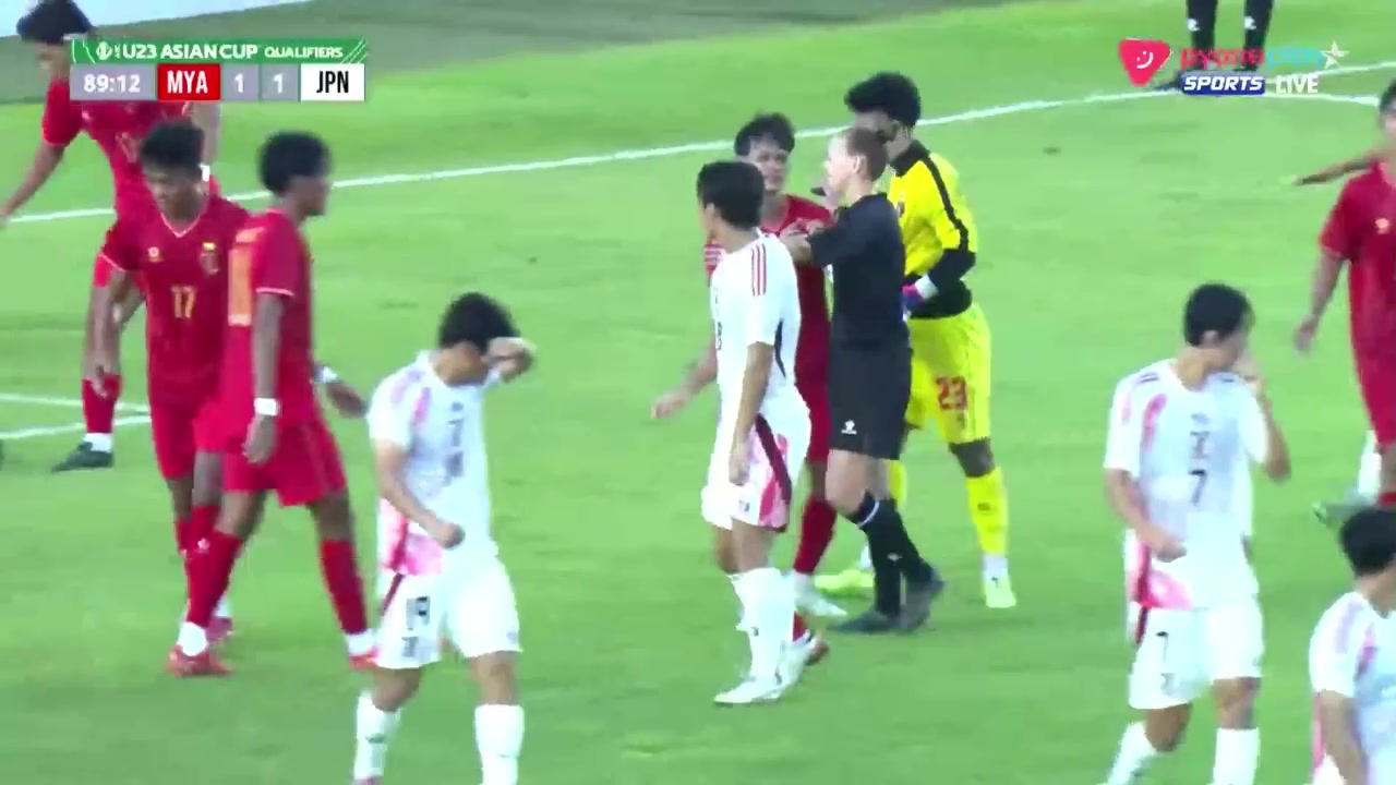 【足球】差点被鱼腩队逼平！U23日本2-1险胜缅甸！补时点球绝杀！